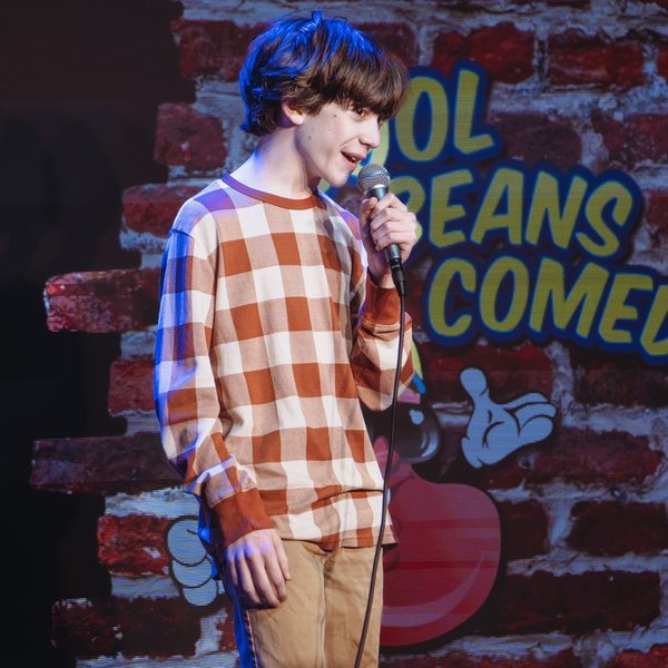 Eli Michael Kaplan on the Ice House stage.
